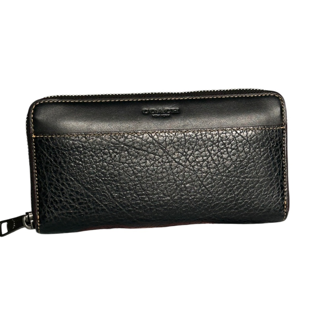 Coach Accordion Textured Leather Wallet F12130